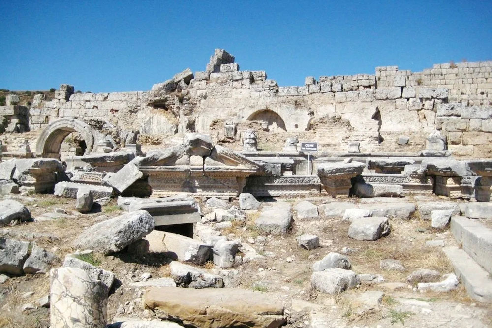 Археологический комплекс, древний город Нимфей, экскурсии из Джемете в Анапе
